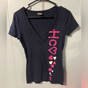 Hollister Graphic T